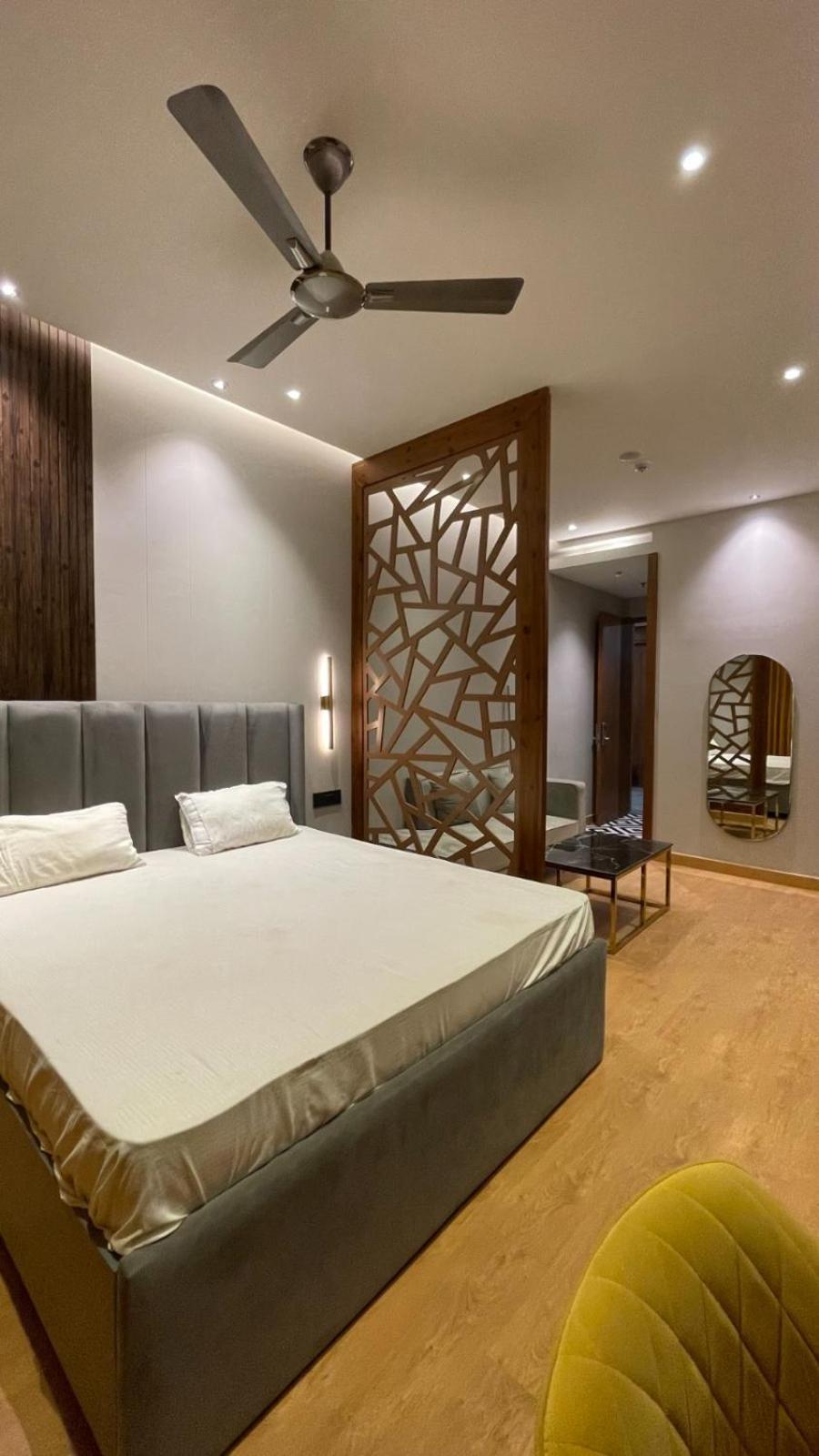 Urban Abodes Aparthotel Ghaziabad Eksteriør bilde